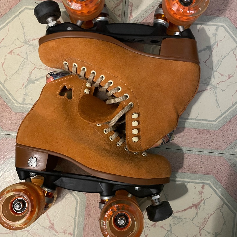 Moxi Lolly Outdoor Skate